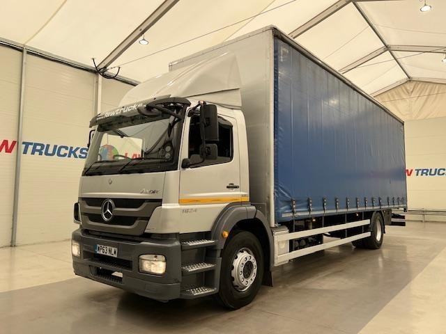 Mercedes-Benz Axor 1824 4x2 Day Cab Curtainsider