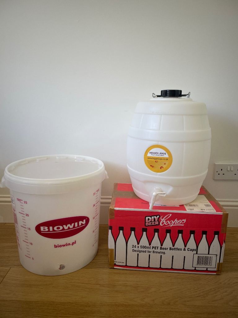 Beer brewing kit