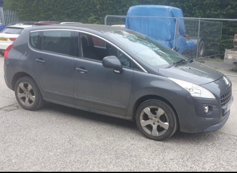 Peugeot, 3008, Hatchback, 2012, Manual, 1560 (cc), 5 doors