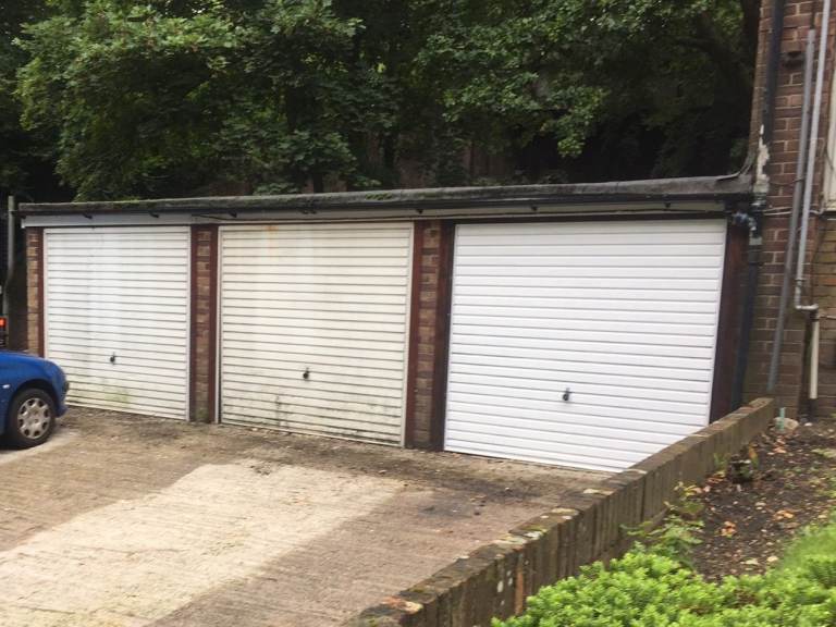 GARAGE TO LET SO19 SHOLING/WOOLSTON AREA