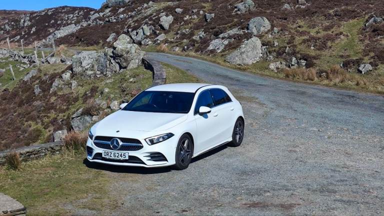 Mercedes-Benz, A200 AMG LINE EXECUTIVE, Hatchback, 2019, Semi-Auto, 1332 (cc), 5 doors (165HP)