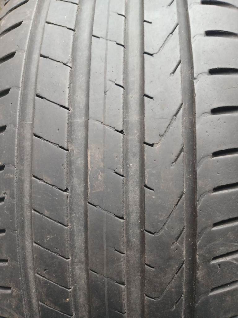 Tyre 235.50.20 