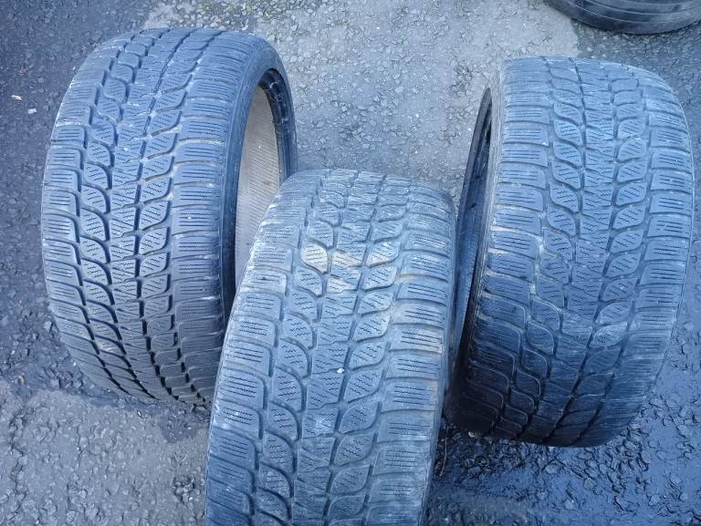 255/35/19 Bridgestone Winter Tyres