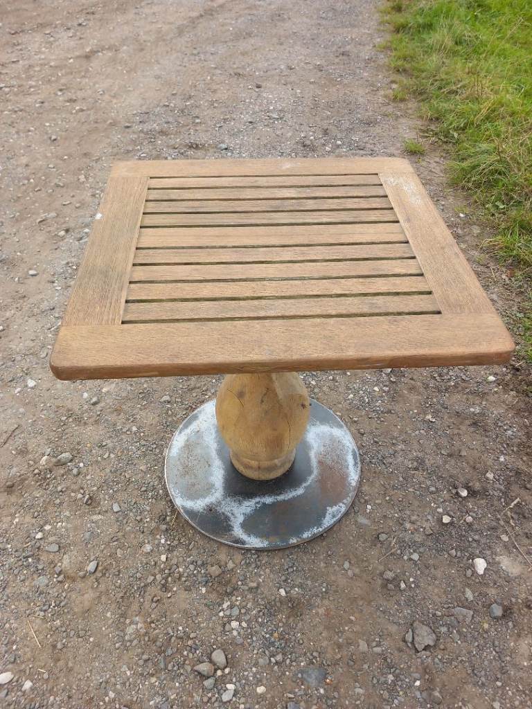 Dining Table indoor/outdoor