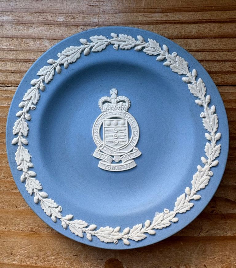 Wedgwood Jasperware commemorative pin dish ( Royal Army ordnance corp)