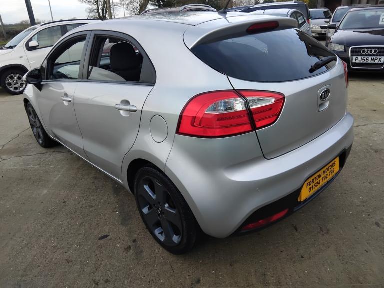 2011 Kia Rio 1.4 3 5 DOOR HATCHBACK VERY ECONOMICAL  FULL MOT AND SERVICE  HATCHBACK Petrol Manual