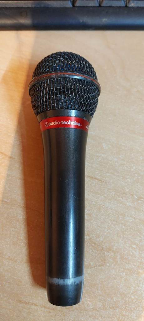 Audio Technica AT2020 Microphone with Stand – Good Condition