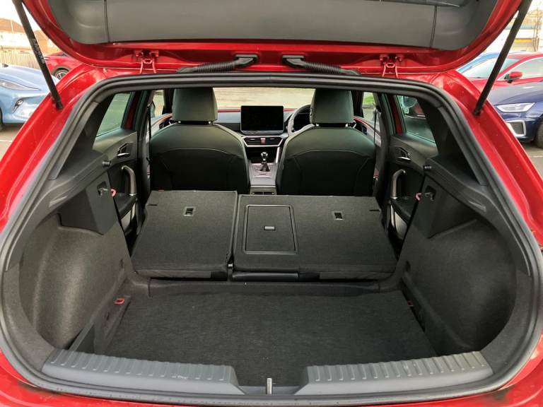 2025 SEAT Leon 1.5 TSI 150 FR Black Edition 5dr [DAP] Hatchback PETROL Manual