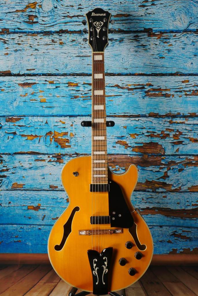 Ibanez GB10EM George Benson Signature Hollow-body Guitar in Antique Amber
