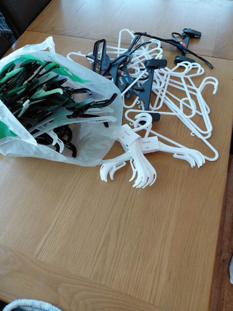 Kids clothes hangers 