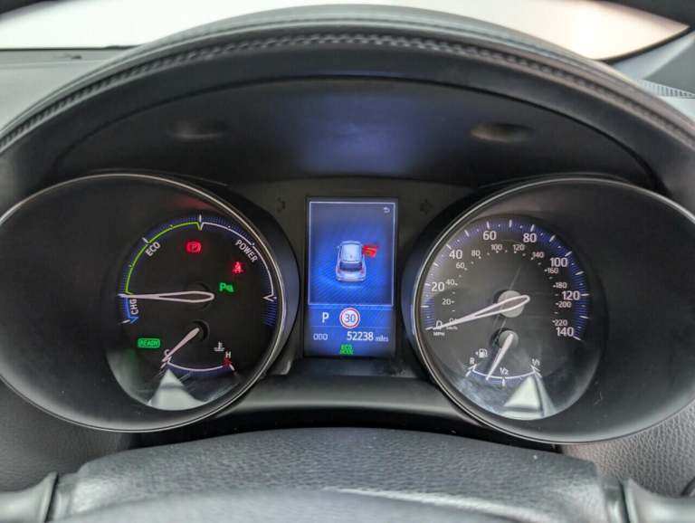  Toyota C-HR 1.8 VVT-h Design SUV 5dr Petrol Hybrid CVT Euro 6 (s/s) (122 ps) - HEATED S Petrol/E...