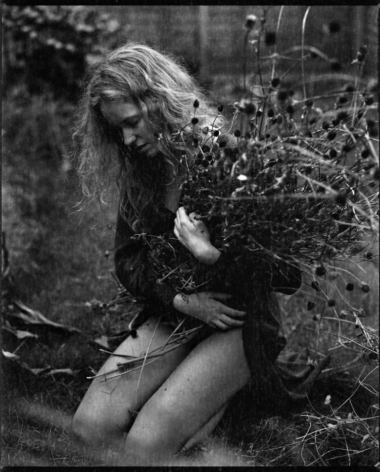 Creative woman wanted for genuine art photography