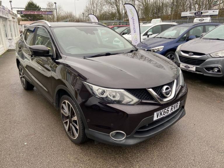 2016 Nissan Qashqai 1.6 dCi Tekna 5dr Xtronic HATCHBACK DIESEL Automatic