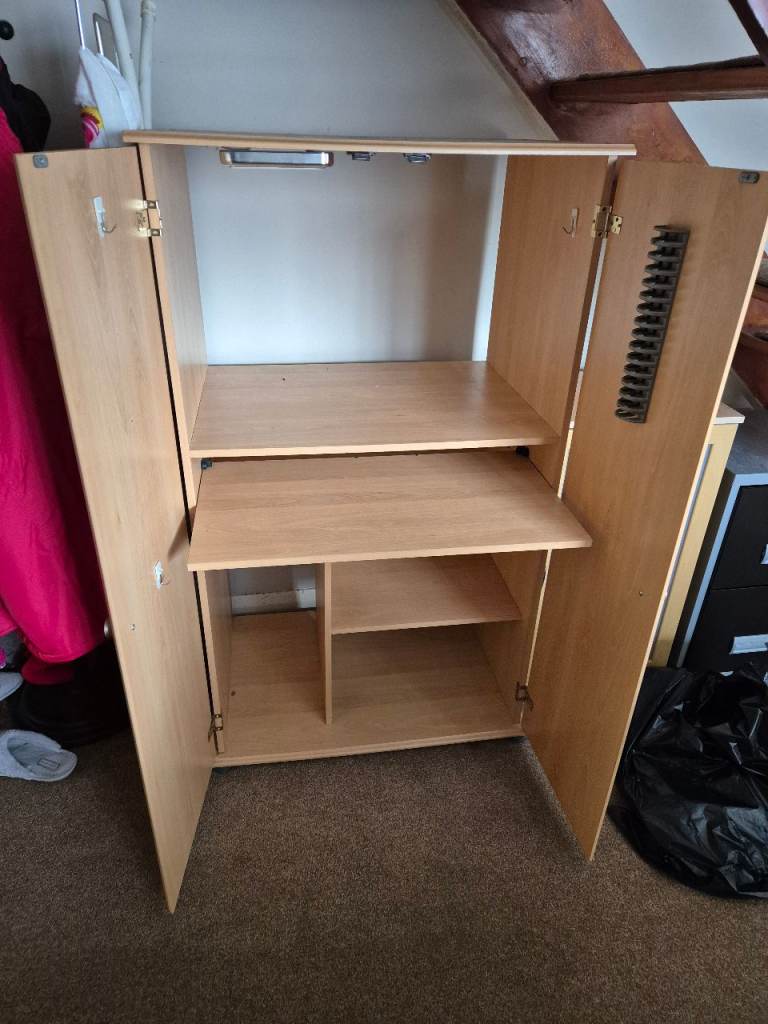 Home computer desk