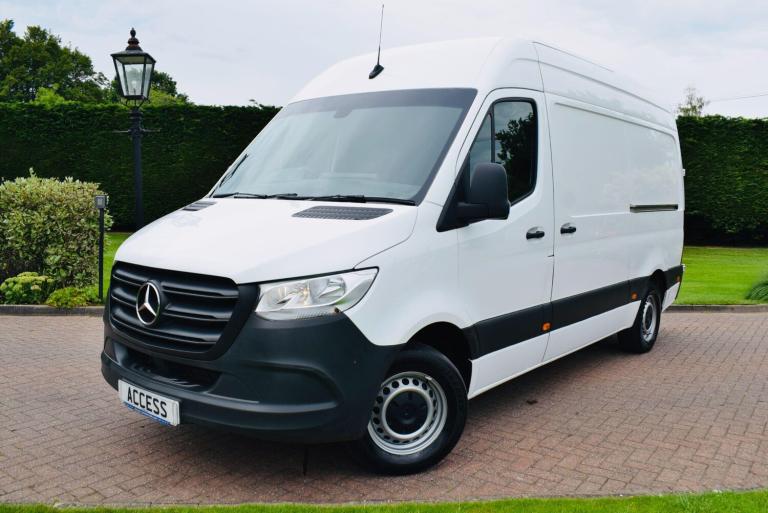 2023 Mercedes-Benz Sprinter 2.0 315 CDI Progressive RWD L2 H2 Euro 6 (s/s) 5dr PANEL VAN Diesel M...