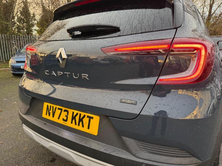 2023 Renault Captur 1.6 E-TECH evolution SUV 5dr Petrol Hybrid Auto Euro 6 (s/s) (145 ps) HATCHBA...