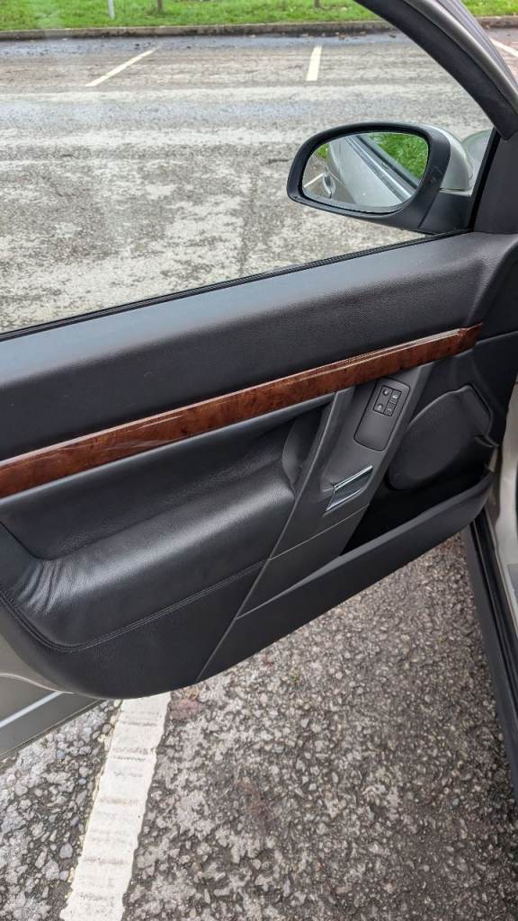 Vauxhall, VECTRA, Hatchback, 2002, Manual, 3175 (cc), 5 doors