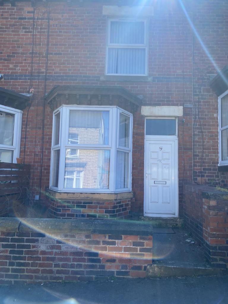 2 bedroom terraced S9 Sheffield