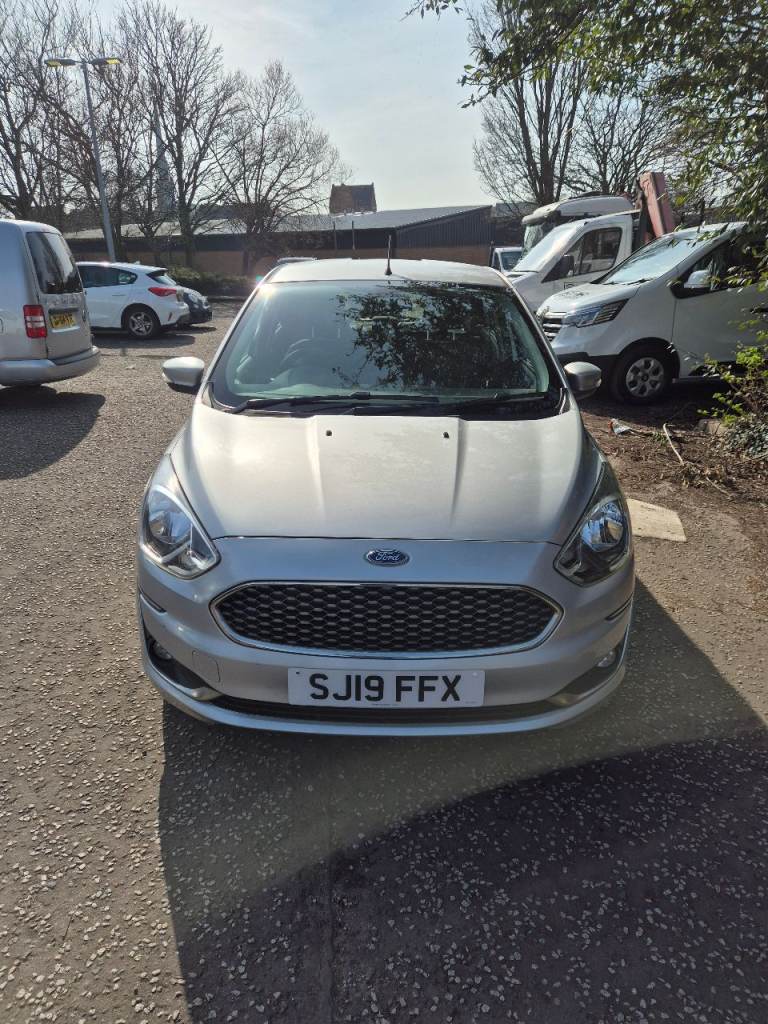 Ford ka+ zetec 5 door