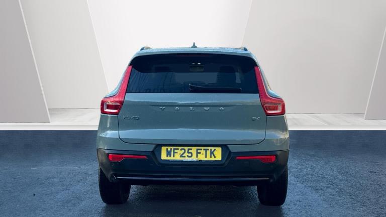 2025 Volvo XC40 2.0 B4P Ultra Dark 5dr Auto Petrol Estate Estate Petrol Automatic