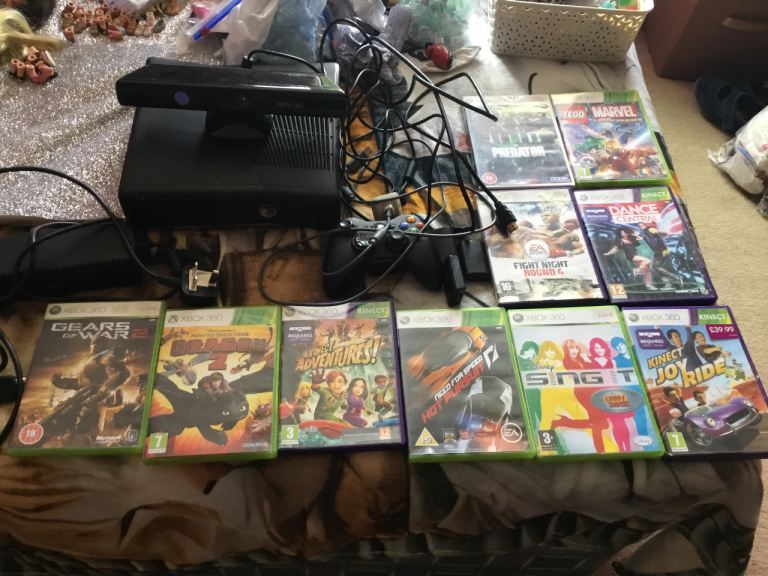 Xbox 360 250GB Kinect Console - Good Condition
