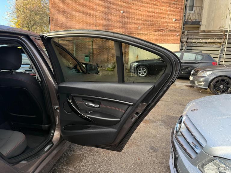 2014 BMW 3 Series 2.0 318d Sport Euro 5 (s/s) 4dr SALOON Diesel Manual