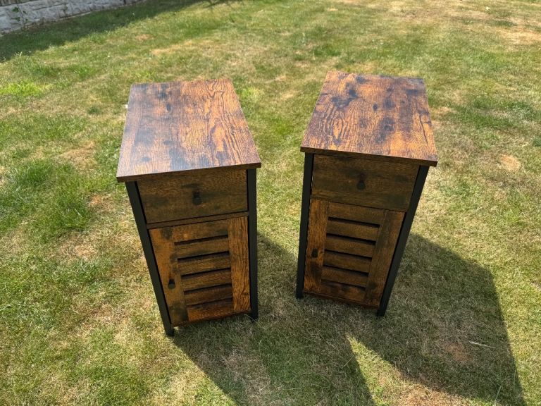 VASAGLE Nightstand, Side Table with Drawer, with Adjustable Shelf, Metal Frame, Industrial Style.