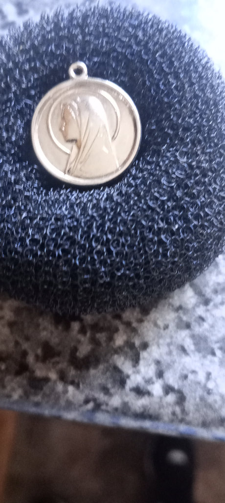 Vintage Sterling Silver Medal Pendant 