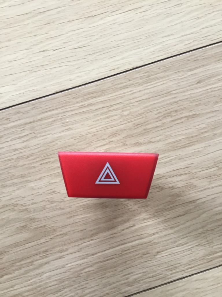 PEUGEOT 107 HAZARD LIGHT SWITCH
