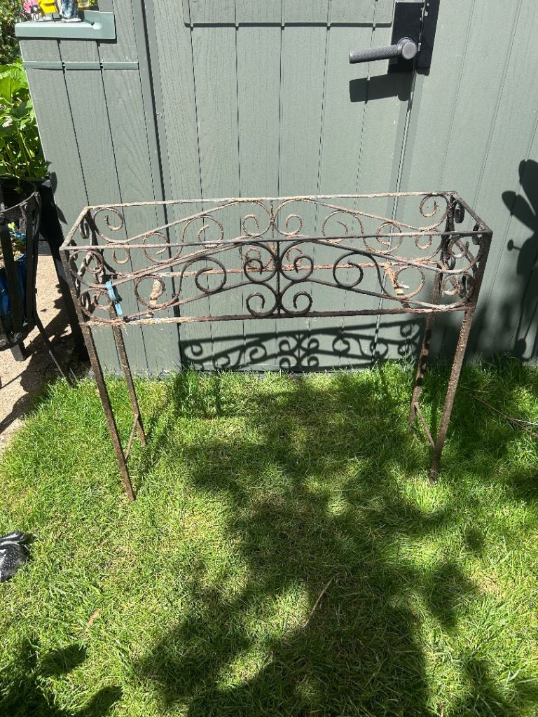 Decorative Metal planter