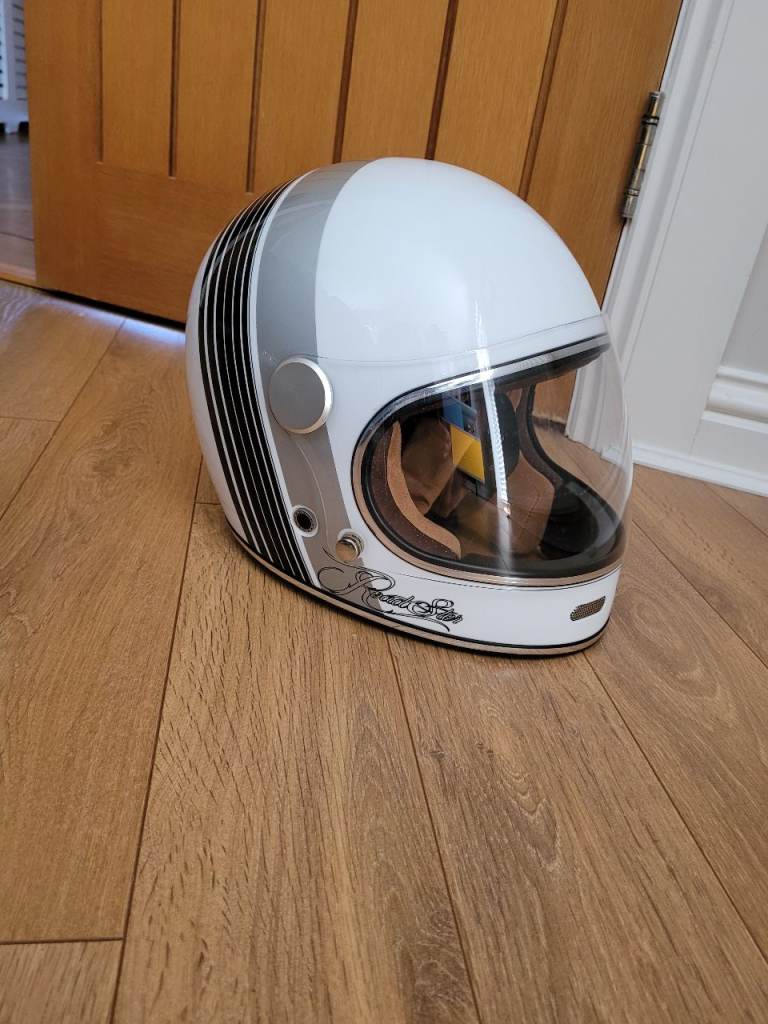 By City Roadster Helmet