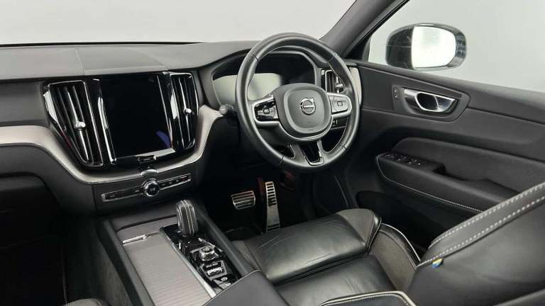 2021 Volvo XC60 R-Design, B5 AWD mild hybrid ESTATE Petrol/Electric Hybrid Automatic