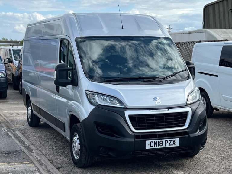 2018 Peugeot Boxer 2.0 BlueHDi H2 Professional Van 130ps PANEL VAN DIESEL Manual
