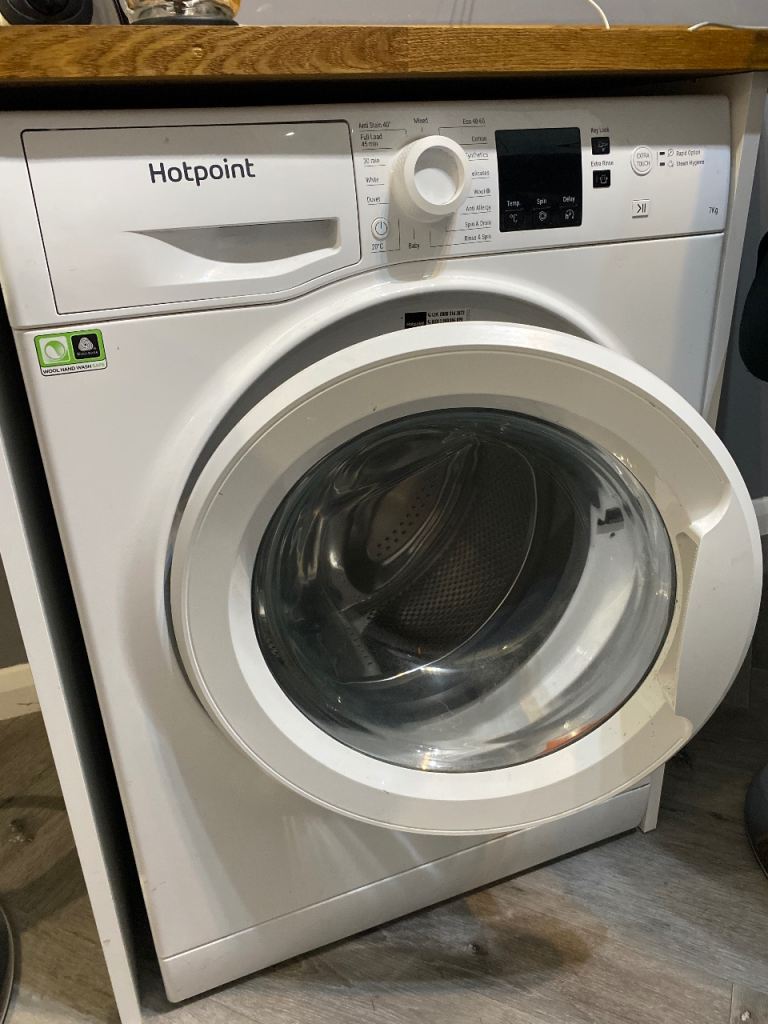 Hot point washing machine 