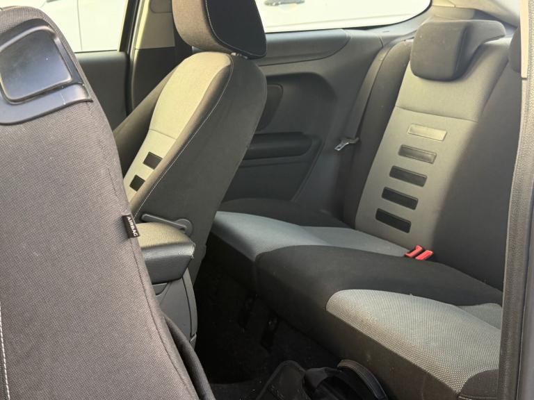 2007 Ford Focus 1.6 Zetec 3dr Petrol AUTOMATIC [Climate Pack] HATCHBACK *ULEZ*