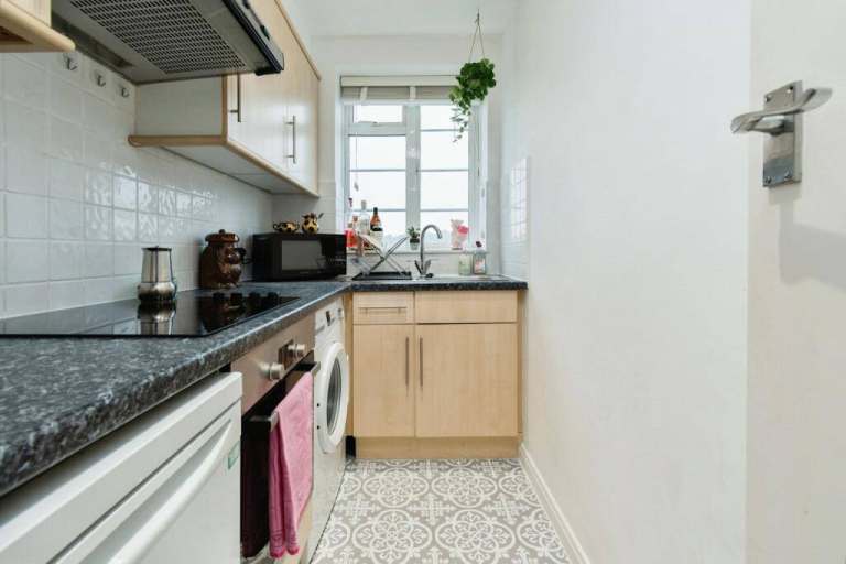 🌹Lovely Double Room | Couples are Welcome📍Turnpike Lane (Zone 3)