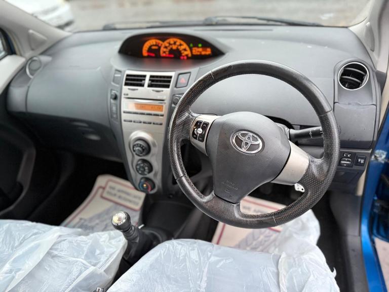 2010 Toyota Yaris 1.33 Dual VVT-i TR Euro 4 (s/s) 5dr HATCHBACK Petrol Manual