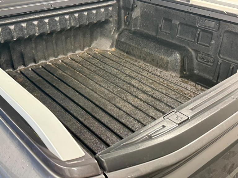 2025 Land Rover Defender 3.0 D350 Hard Top X-Dynamic HSE Auto PANEL VAN DIESEL Automatic