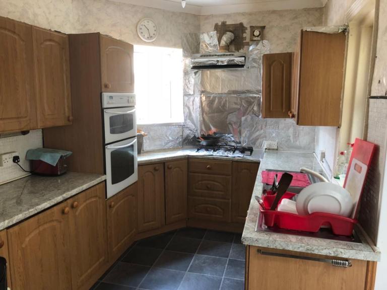 To let a single bedroom in branksome