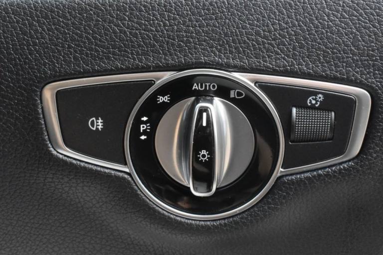 2018 Mercedes-Benz E Class 3.0 E350d V6 AMG Line Saloon Diesel G-Tronic+ (258ps) ACTIVE PARK ASSI...