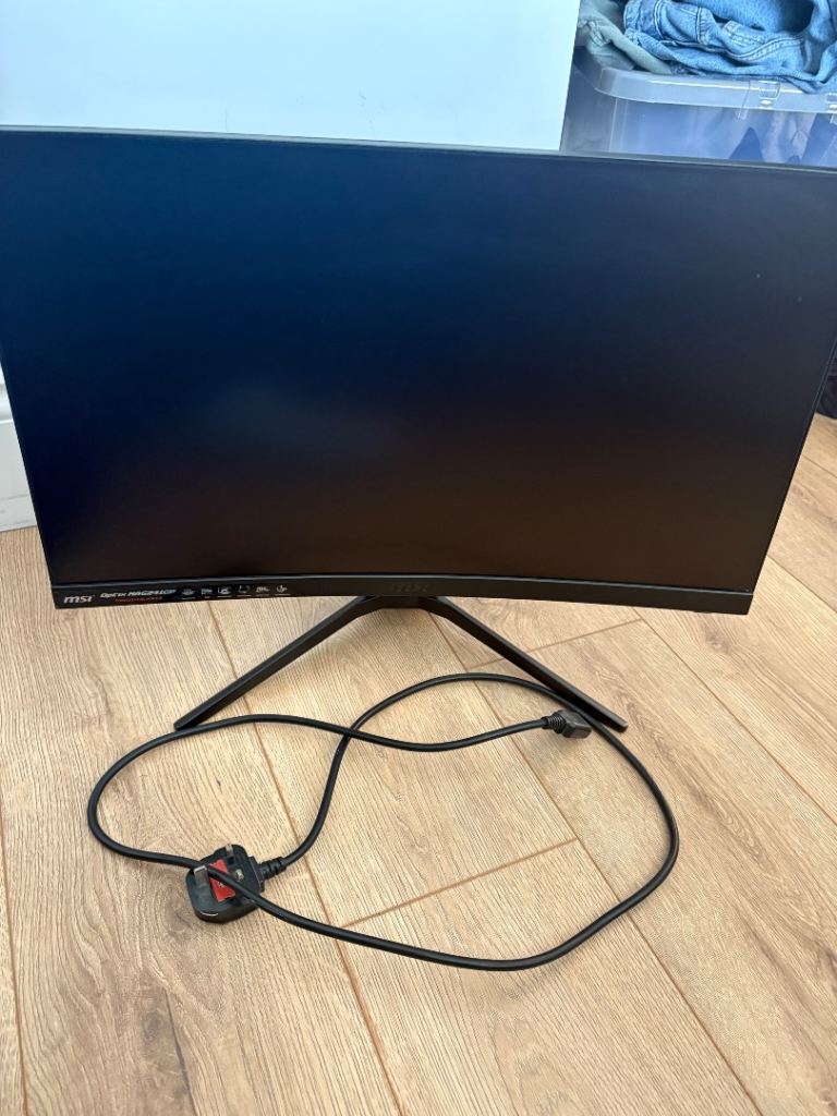 MSI Optix MAG241CPUK Curved Gaming Monitor 23.6 Inch