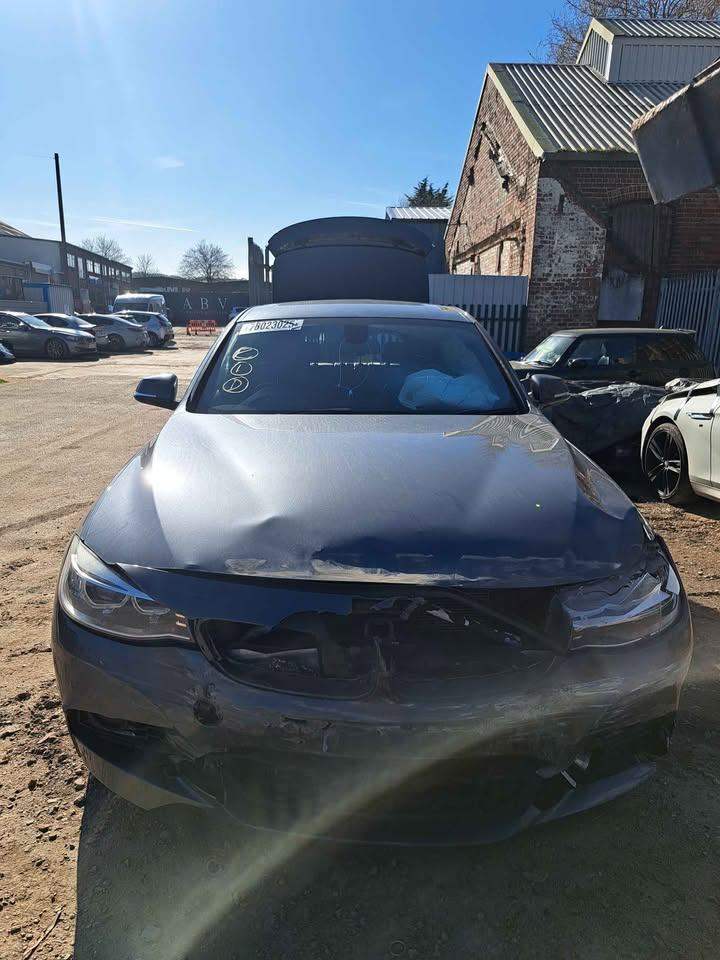 BMW 320D GT MSPORT PRE LCI F34 DISMANTLING PARTS SUSPENSION DOOR MIRROR HEAD UNIT TAILGATE BUMPER