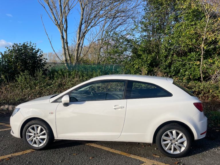 SEAT IBIZA SC 1.4 SE COUPE 62 REG WHITE 3 DOOR MOT JUNE 3RD 2026 TAX £195 LOW INSURANCE 45+MPG
