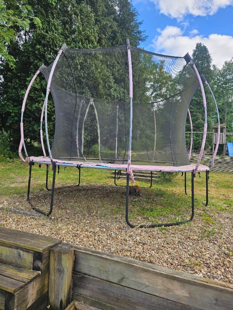 Trampoline 