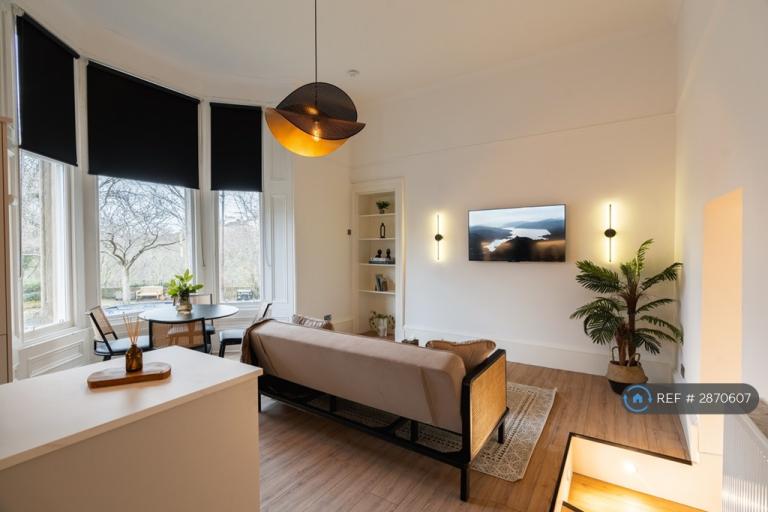 1 bedroom flat in Ground Floor, Glasgow, G12 (1 bed) (#2870607)