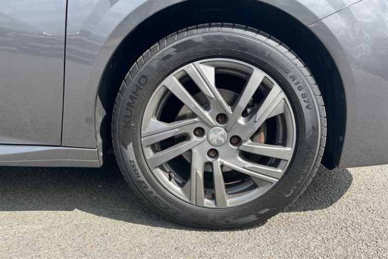 2022 Peugeot 208 1.2 PureTech Active Premium 5dr HATCHBACK PETROL Manual