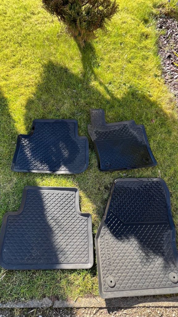 Volkswagen Tiguan car mats 