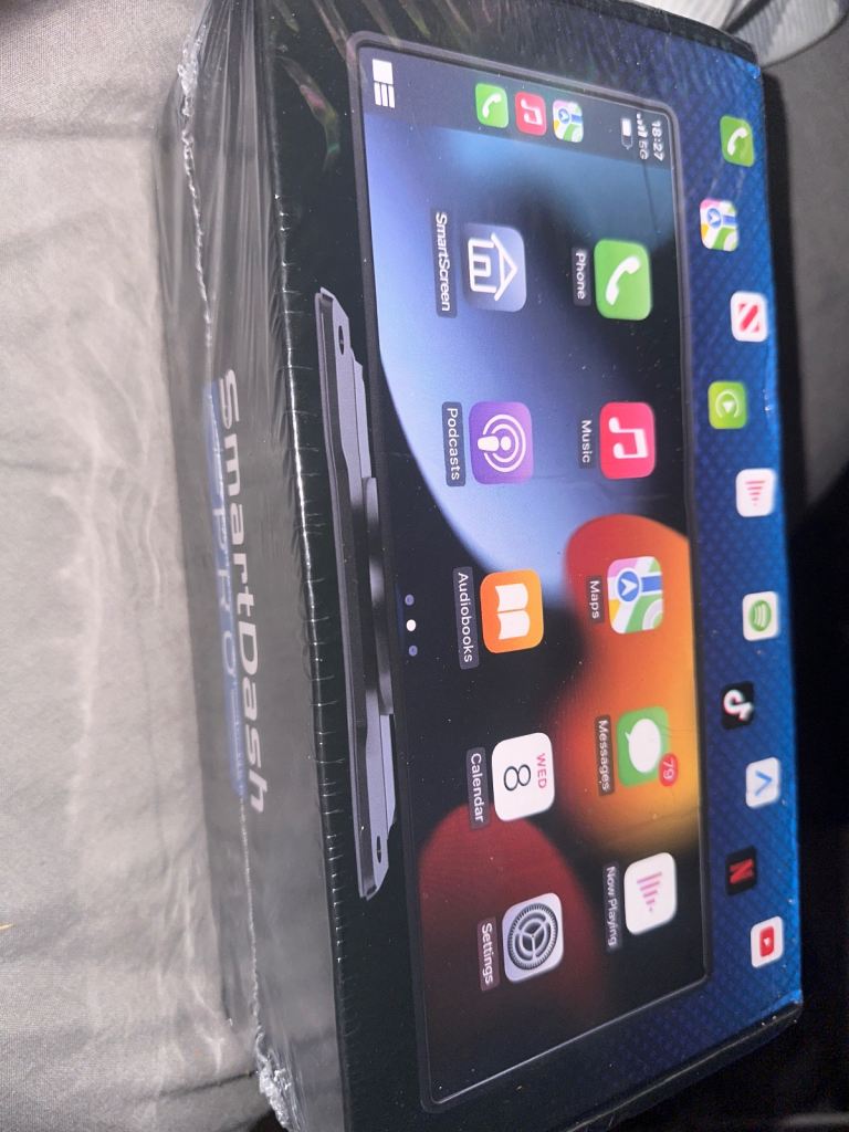 Smart dash pro car play 2025 model  with reverse camera 