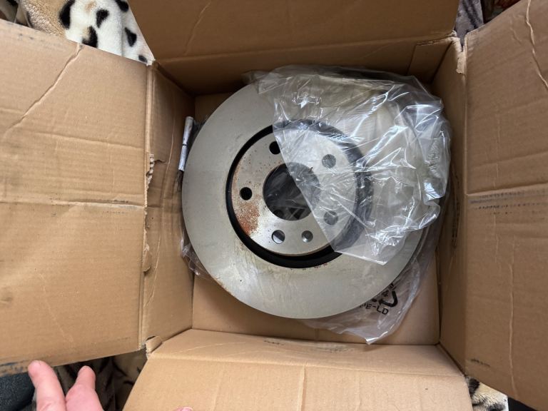 Audi A6 front bosh disks 2009