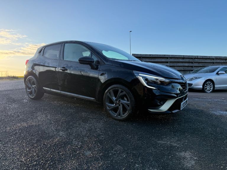 2023 23 RENAULT CLIO 1.6 E-TECH full hybrid 145 Engineered 5dr Auto (12000 miles)